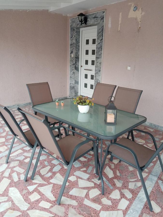 Apartment Roses 2 *