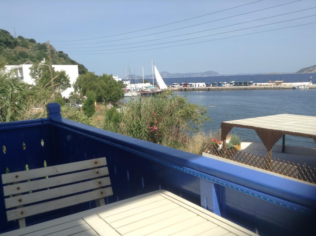 Hotel Haritos - Geothermal Hot Swimming Pool