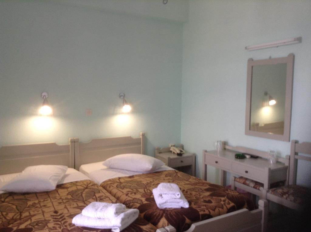 Hotel Haritos - Geothermal Hot Swimming Pool 3*