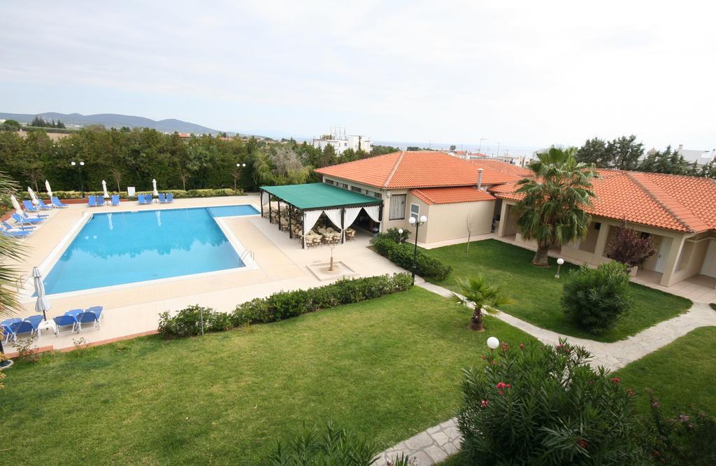 Kalives Hotel 3*