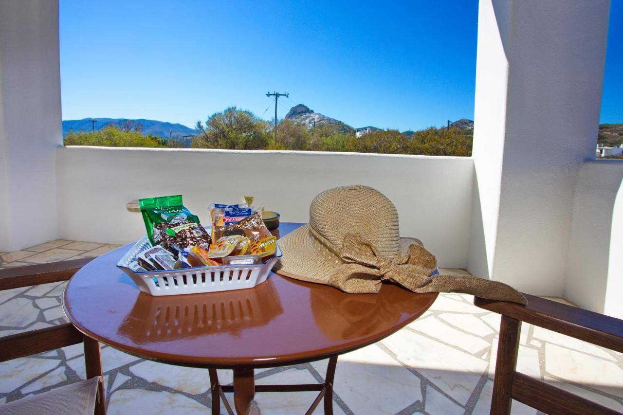 To Pithari Apartment Skyros