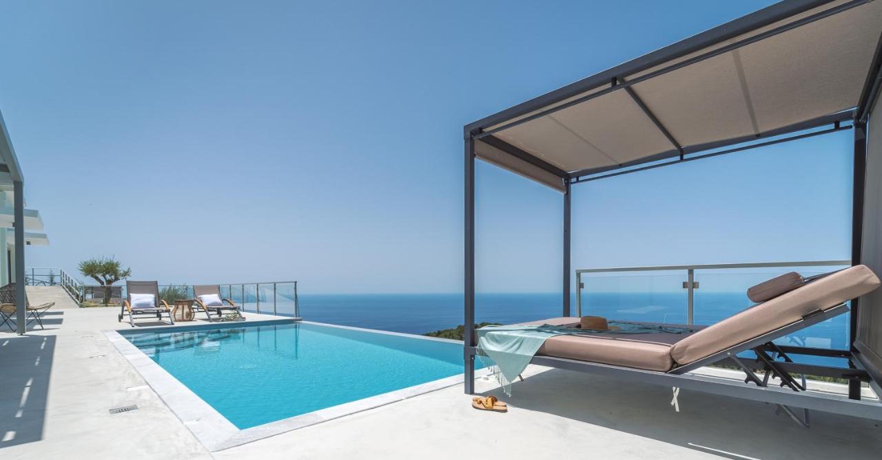 Owl Villa Drymon