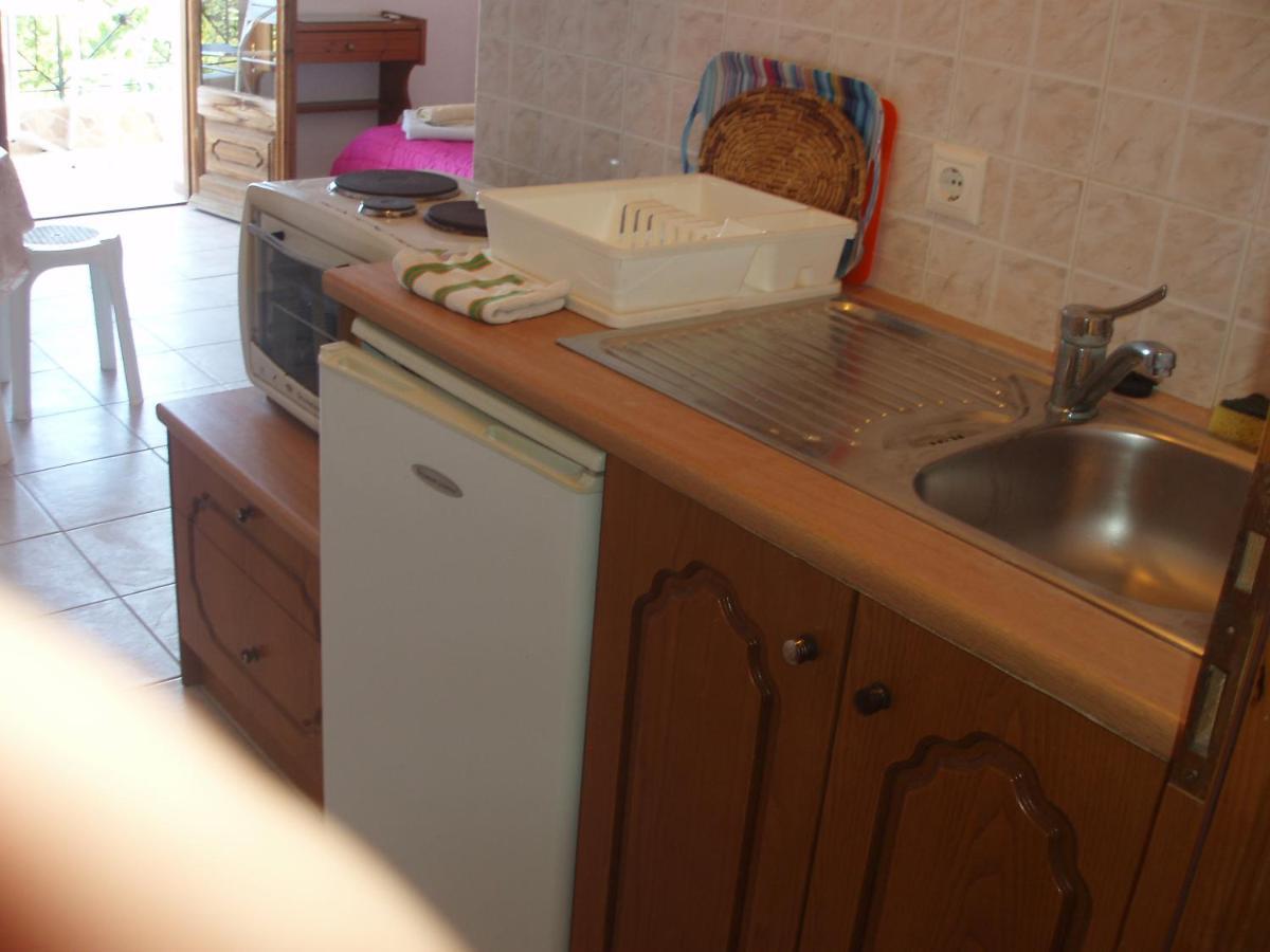 Skiathos Studios Aparthotel
