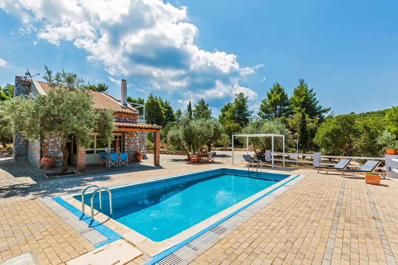 Jasmine Villa Skopelos Town