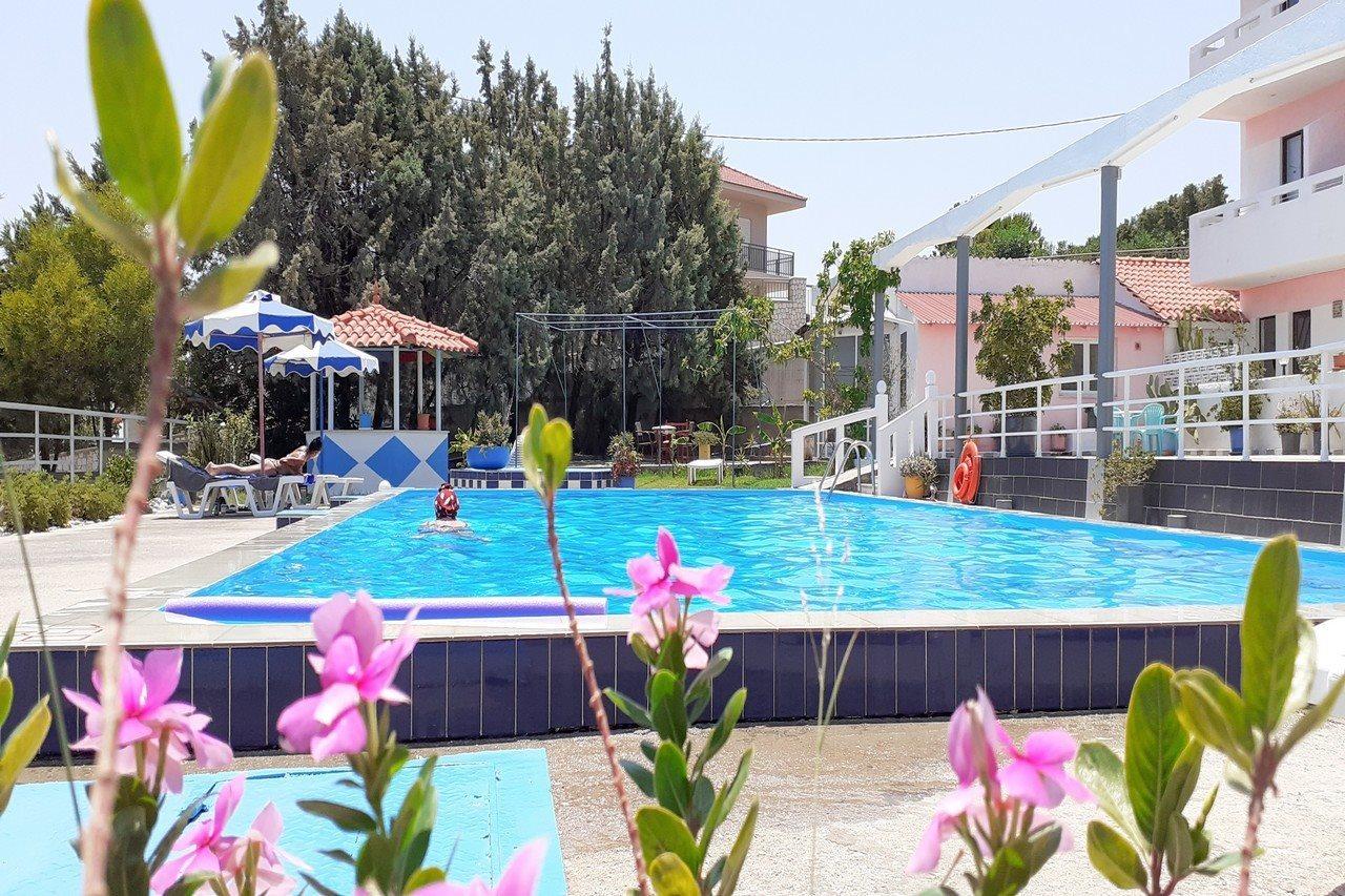 Aparthotel Oleander Studios 3*