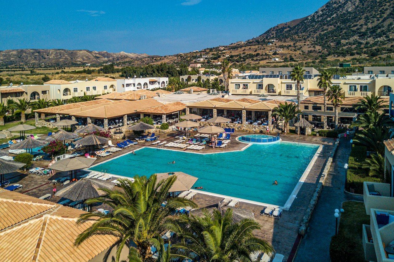 Akti Club Hotel 5*