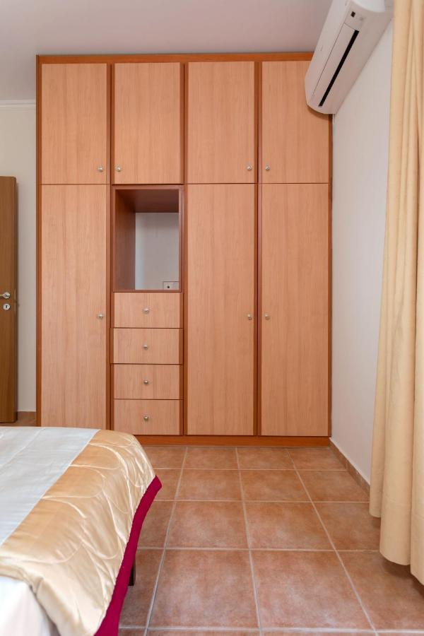 Apartment Venetico Beachfront & - Sea View Argassi
