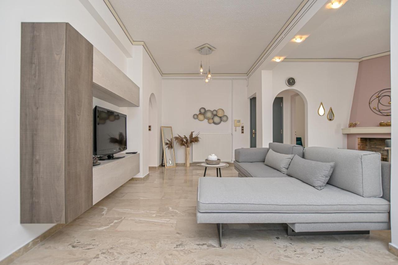 Golden Rose Elegant Vacation Apartment *