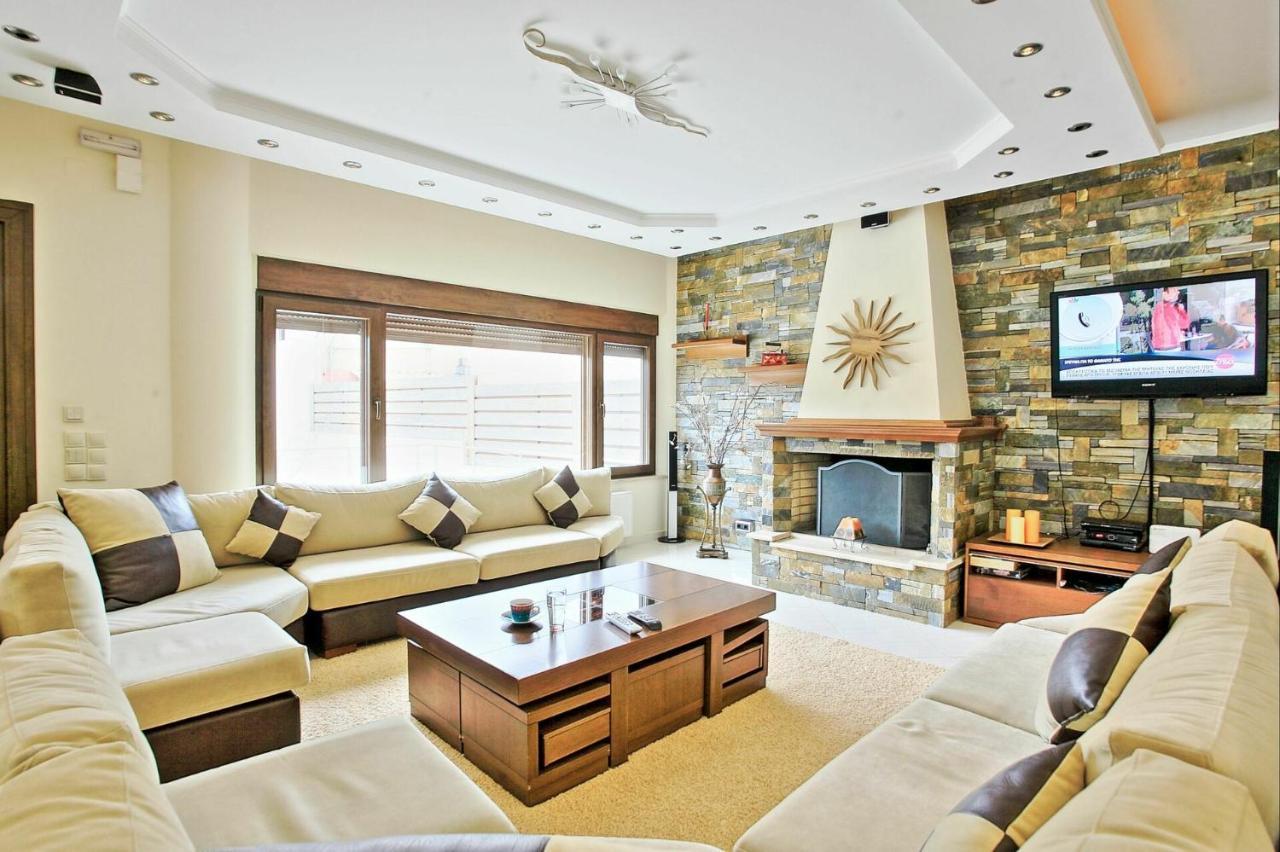 Villa Acharavi By Posarellivillas *