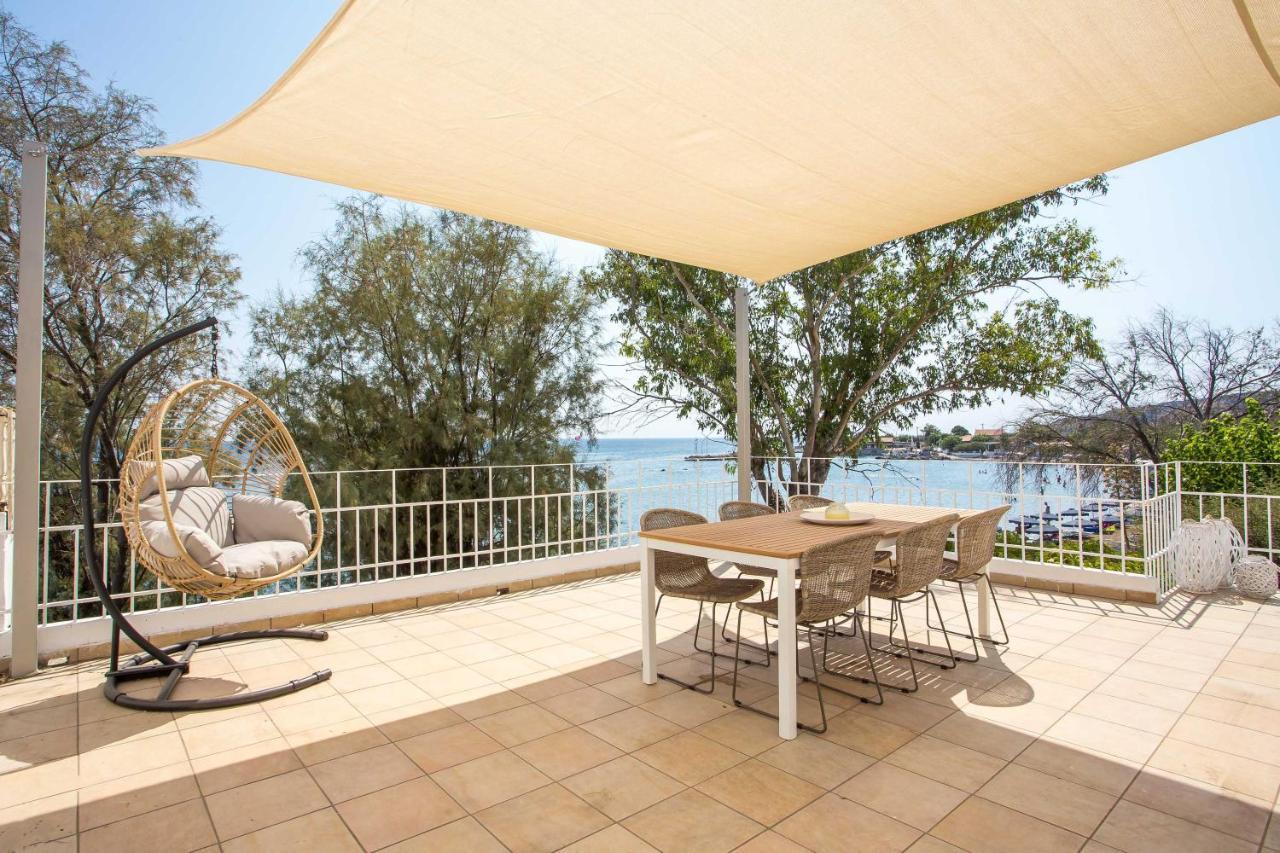 Salty Front House Holiday home