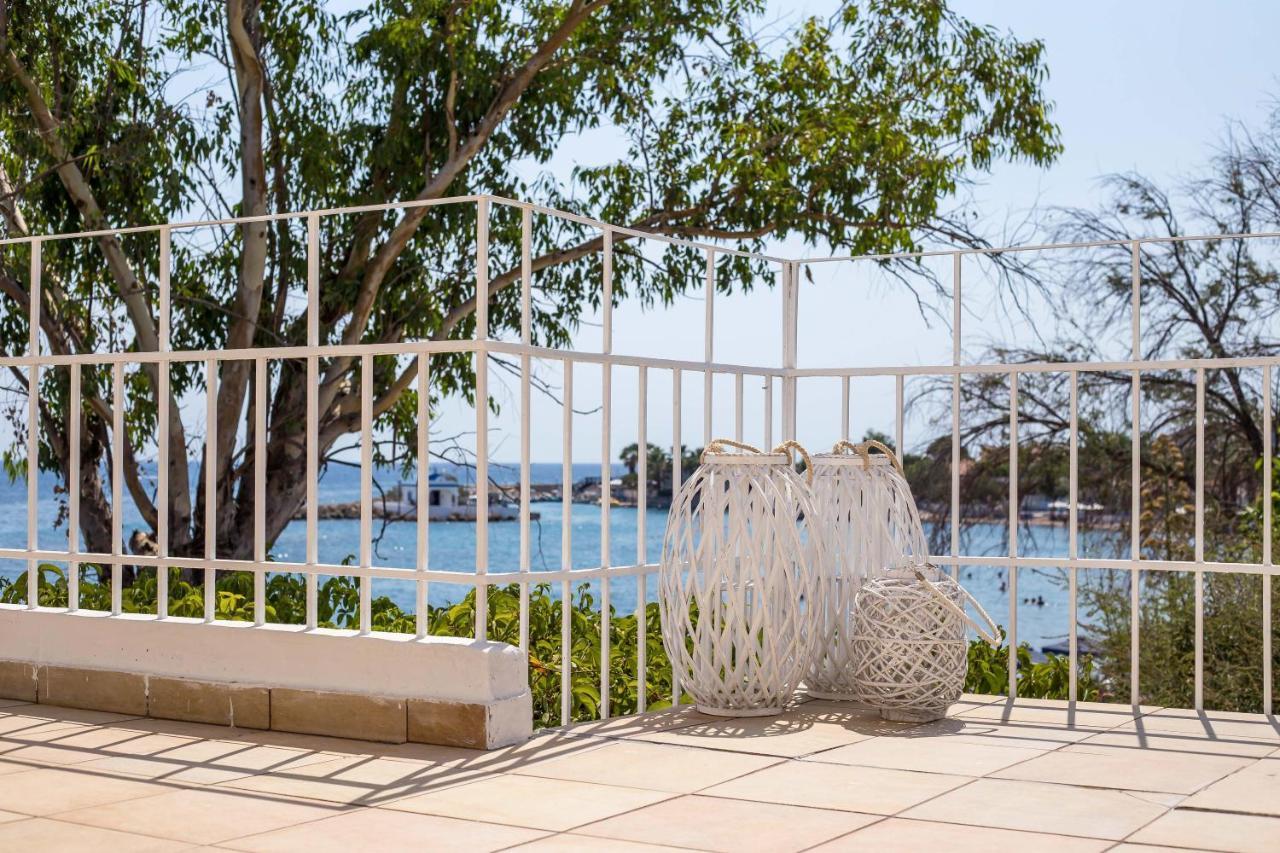 Salty Front House Holiday home *
