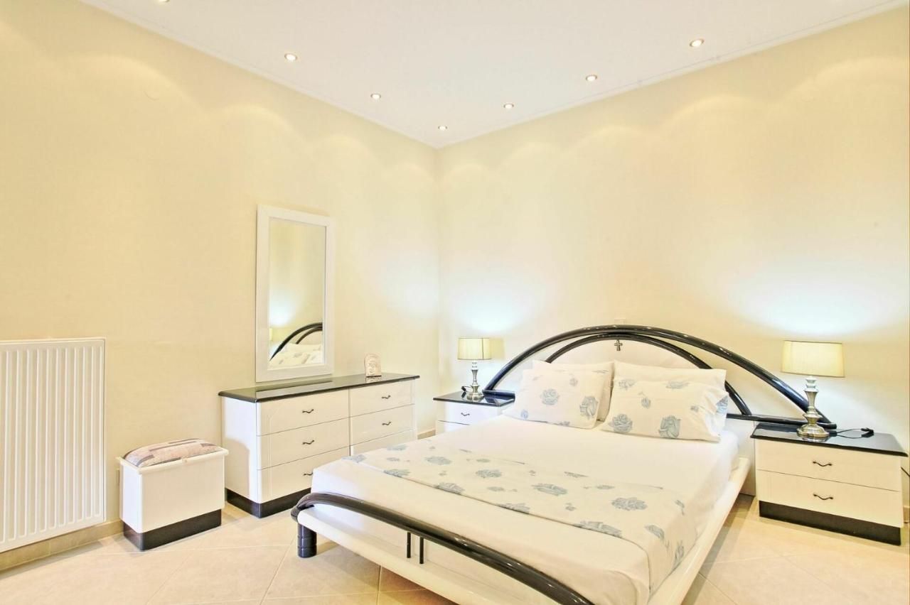 Acharavi By Posarellivillas Acharavi (Corfu)