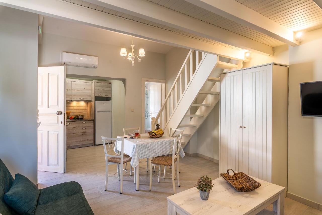 τrilogy Apartment *