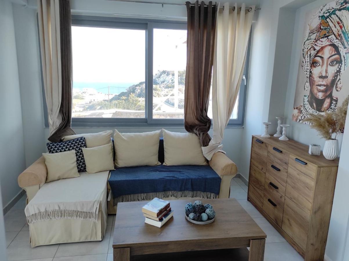 Vista Mare , 2 Min Drive To The Sea Apartment Lakki (Karpathos)