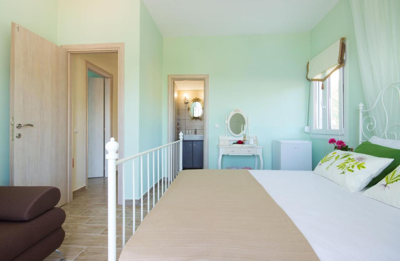 Vintage Place Apartment *