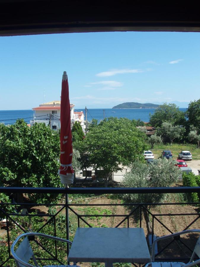 Skiathos Studios * Skiathos Town