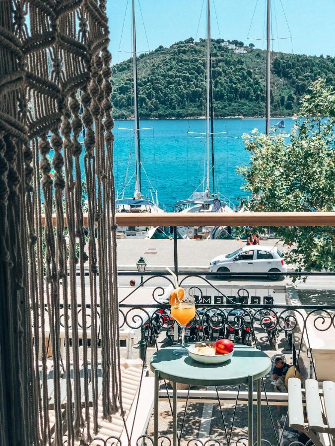 Meltemi Skiathos Town