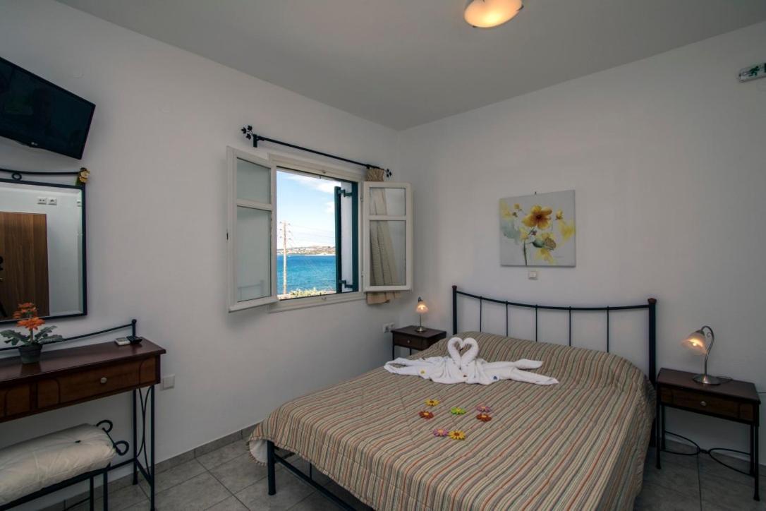 Akrothalassia Apartment Adamantas (Milos)