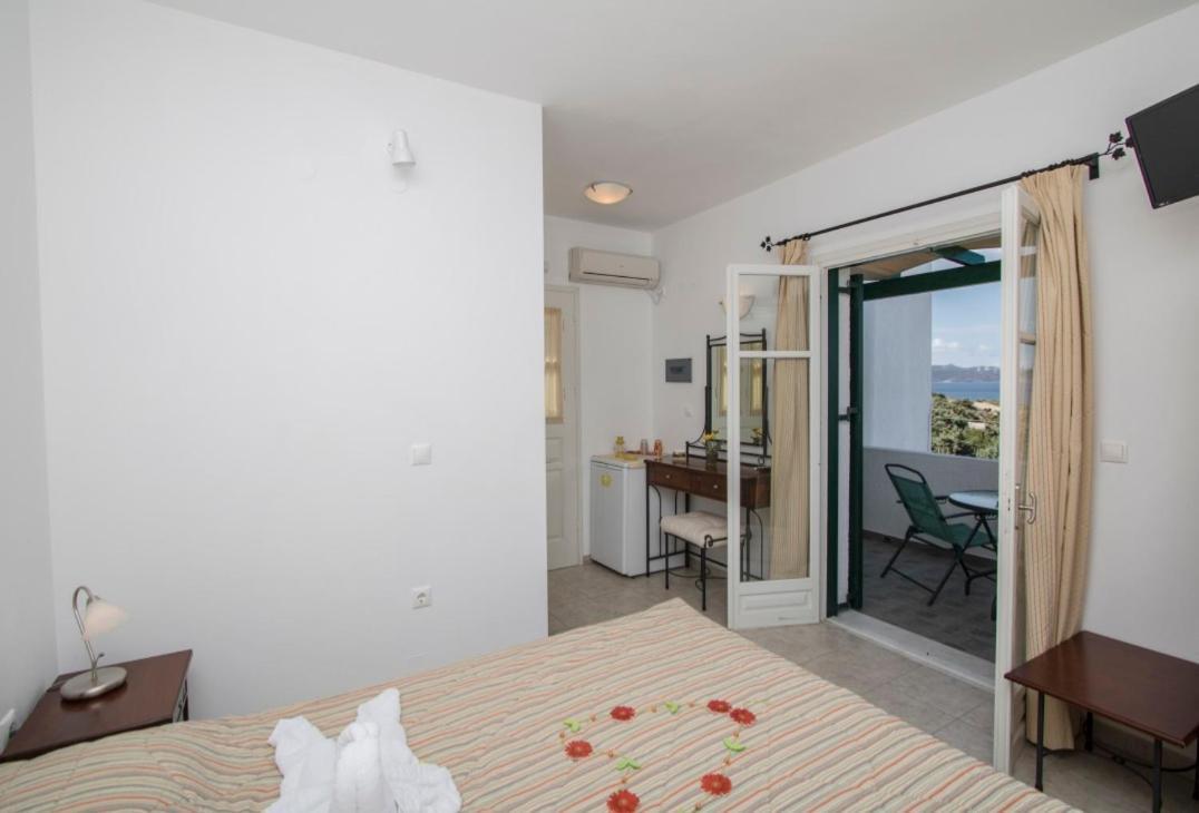Akrothalassia Apartment Adamantas (Milos)