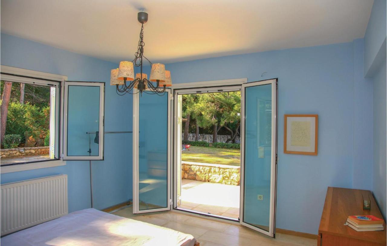 Caprice Miloi (Messinia)
