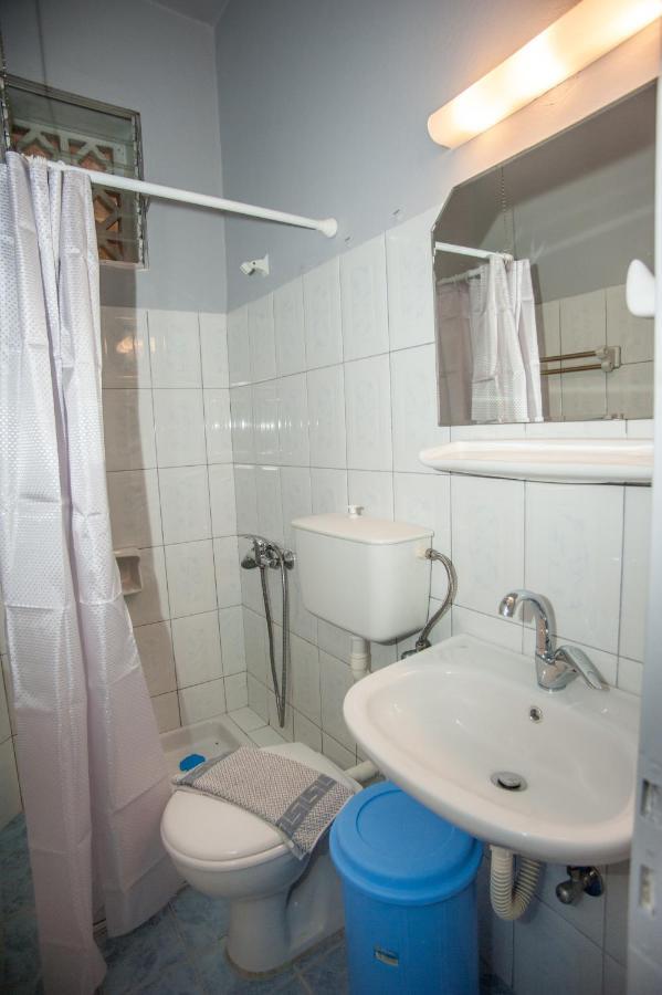 Vivian Guest house *