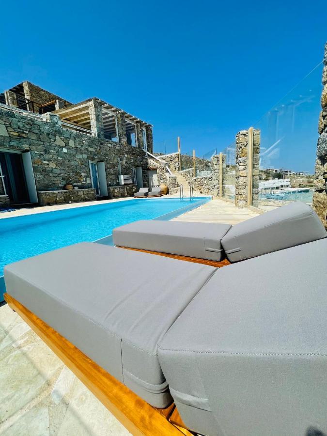 Villa Natural Stone *