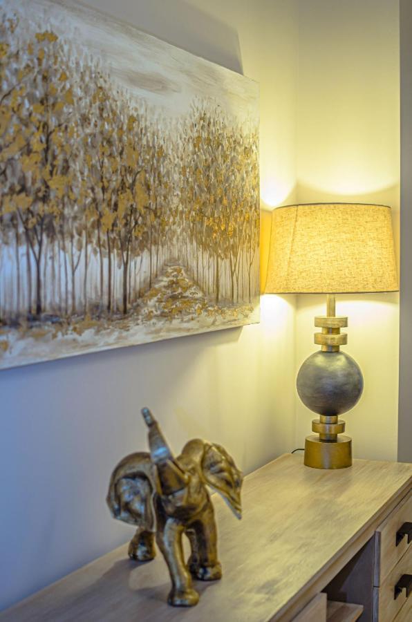 Daedalus Luxury - Seaview & Heated Pool Apartment Kontokali