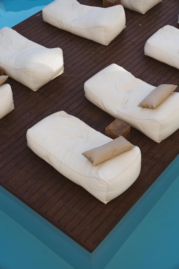 Cavo Vezal (adults Only)