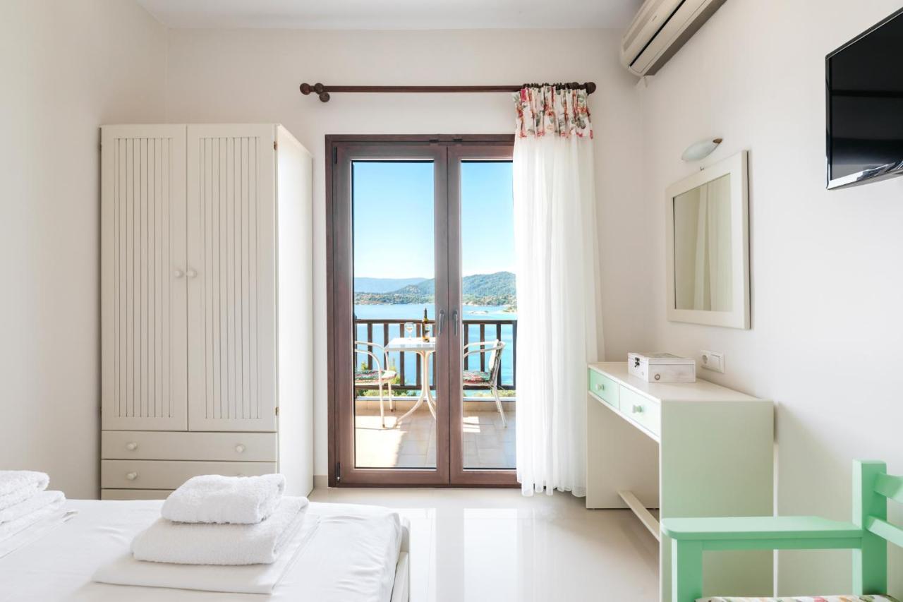Theoxenia Guest house