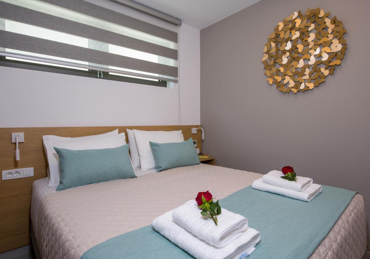 Villa Imperium Luxury Villas-sauna, Jacuzzi, Heated Pool & Gym-chania *