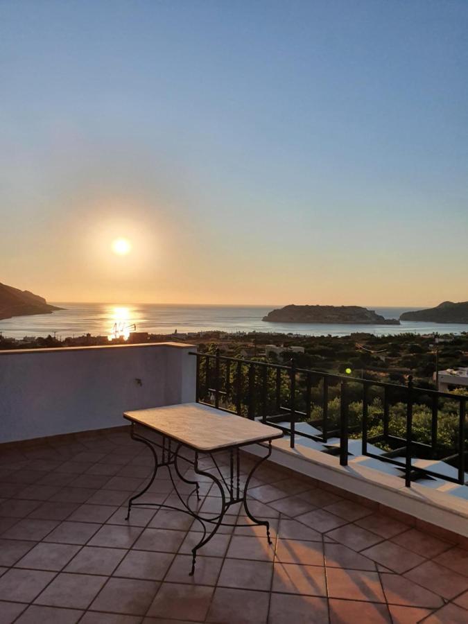 Artemis Villa *