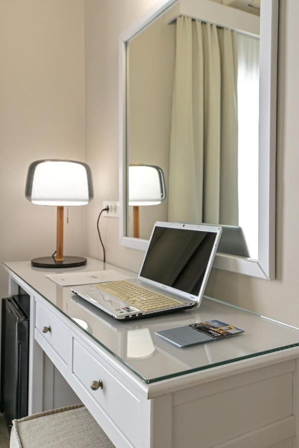 Grotta Hotel 2*