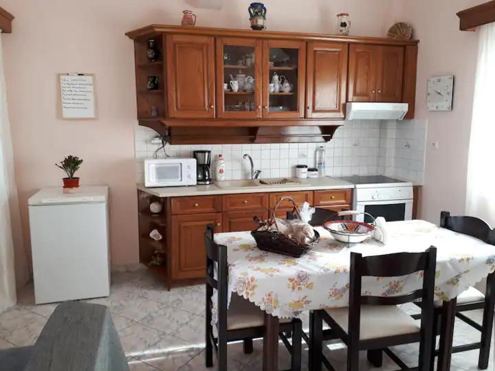 Apartment Square