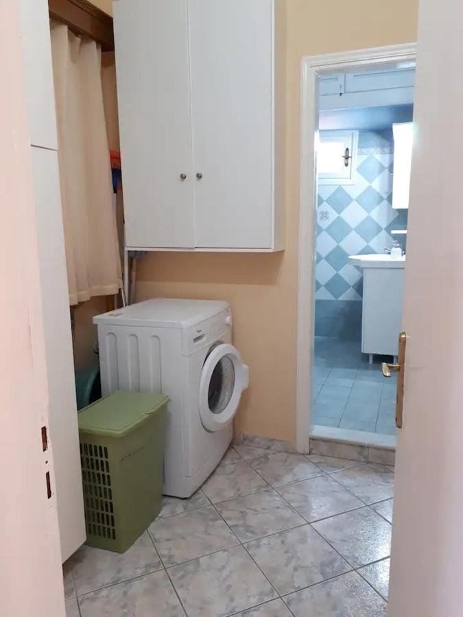 Apartment Square