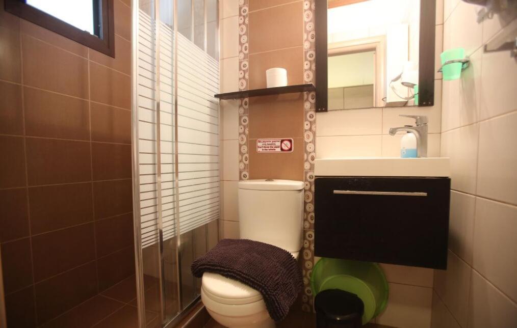 Tsitsirikos Studios Apartment *
