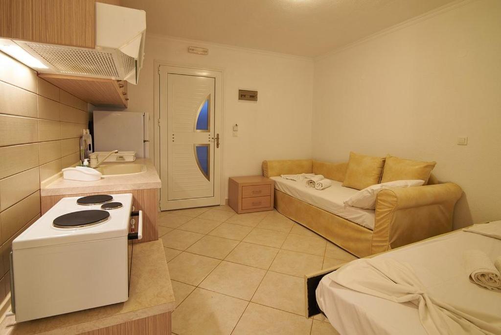 Apartment Tsitsirikos Studios *