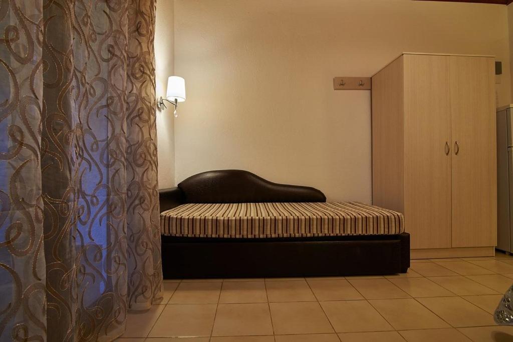 Tsitsirikos Studios Apartment Toroni