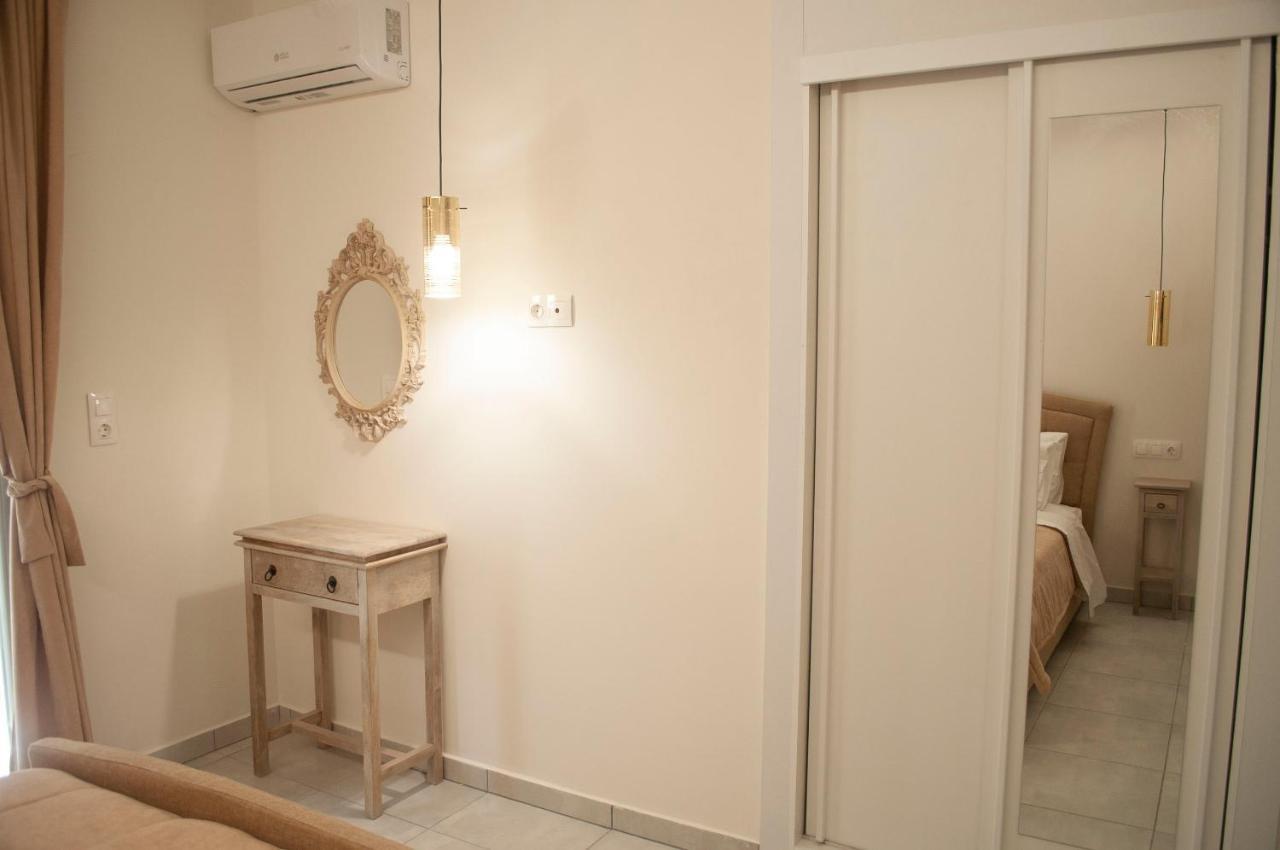 Vista Mare , 2 Min Drive To The Sea Apartment Lakki (Karpathos)