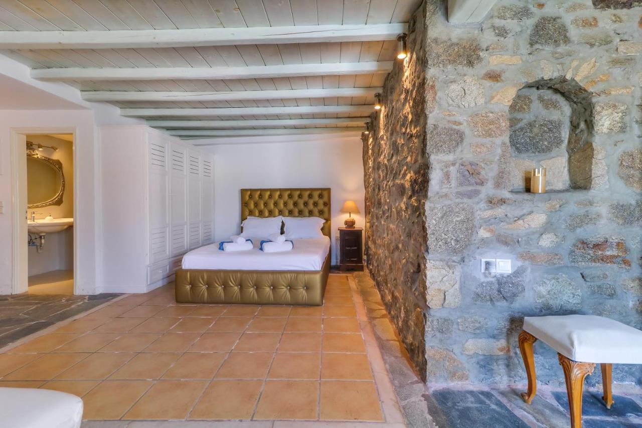Seablue Houlakia (Mykonos)
