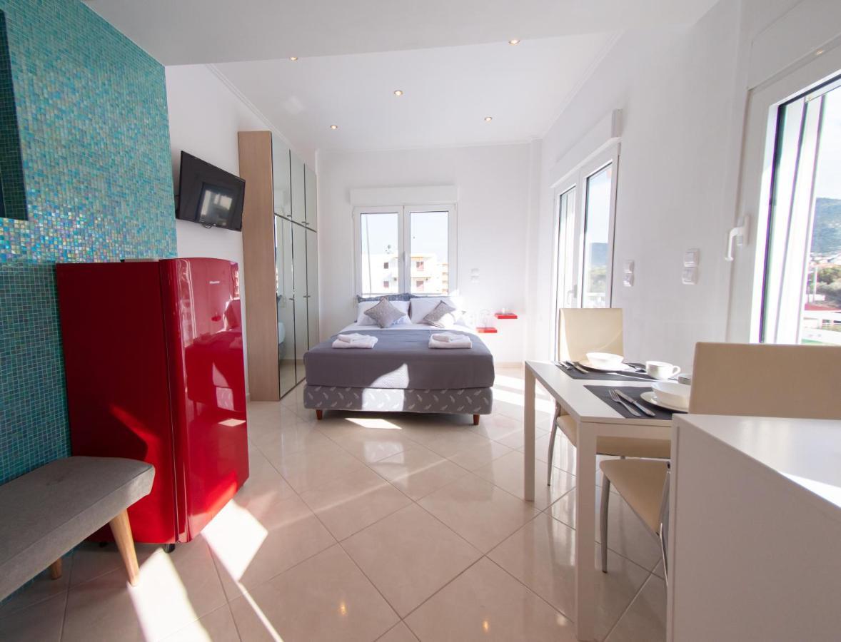 Lux Sea - * Porto Rafti