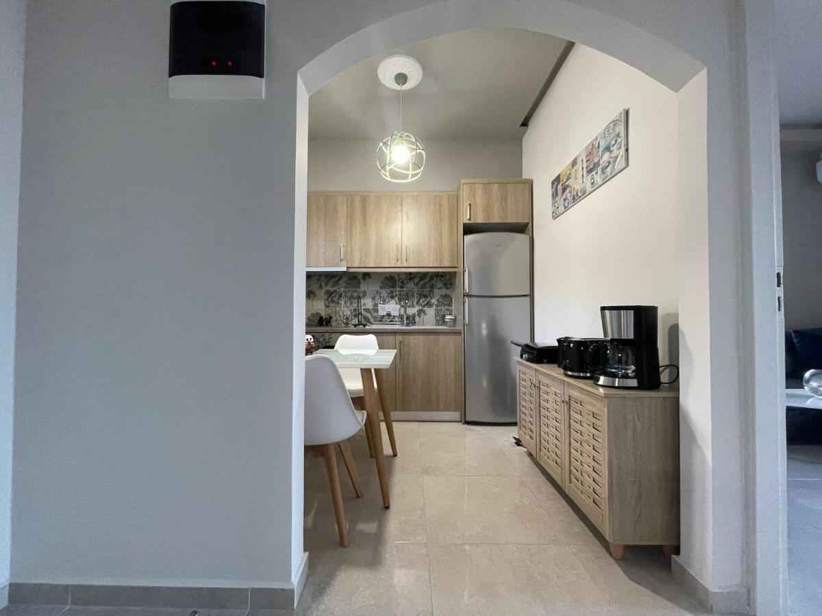 Apartment Akontio With Sea View
