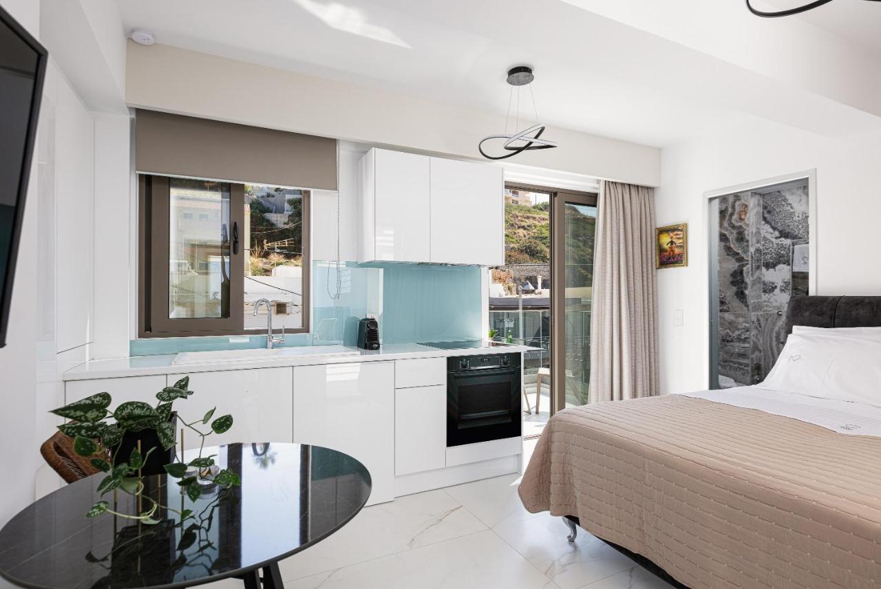 Apartment Deux Paradis, A Beachfront Retreat, By Thinkvilla Rethymno (Crete)