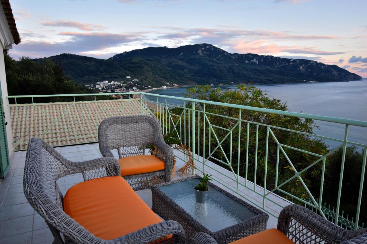Aparthotel Delfini Agios Georgios Pagon