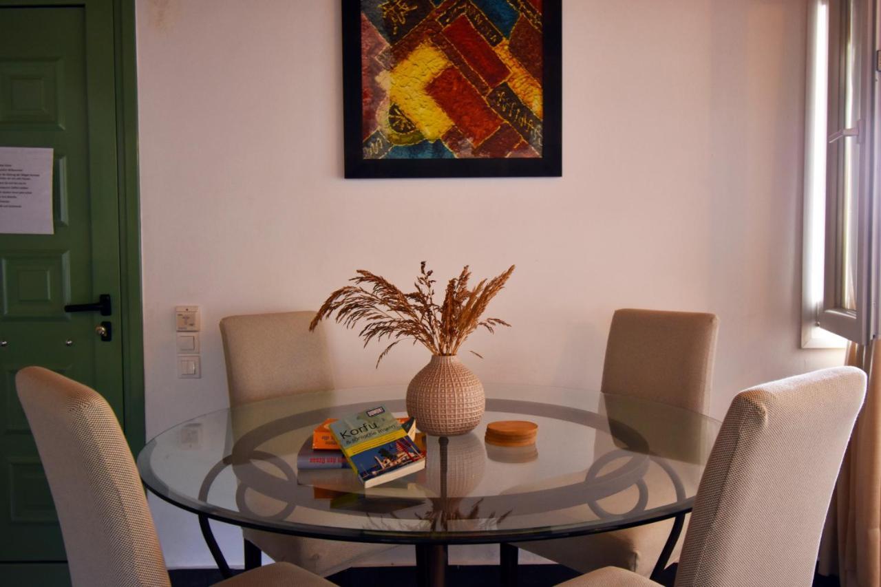 Aparthotel Delfini Agios Georgios Pagon