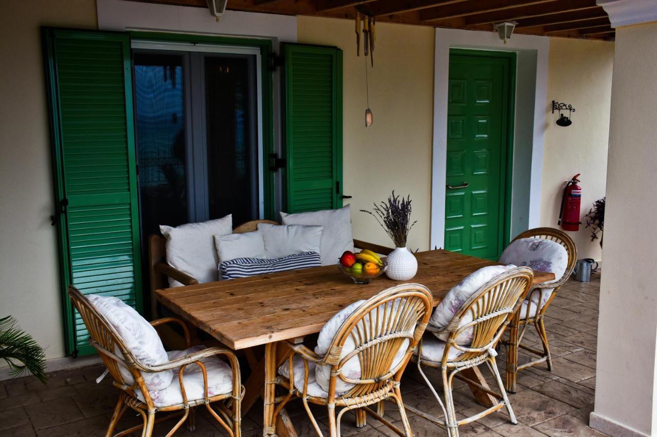 Delfini Aparthotel Agios Georgios Pagon