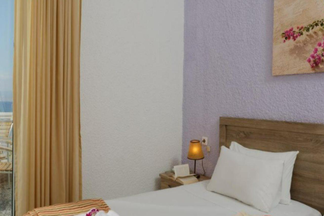 Hotel Zorbas Hersonissos (Crete)