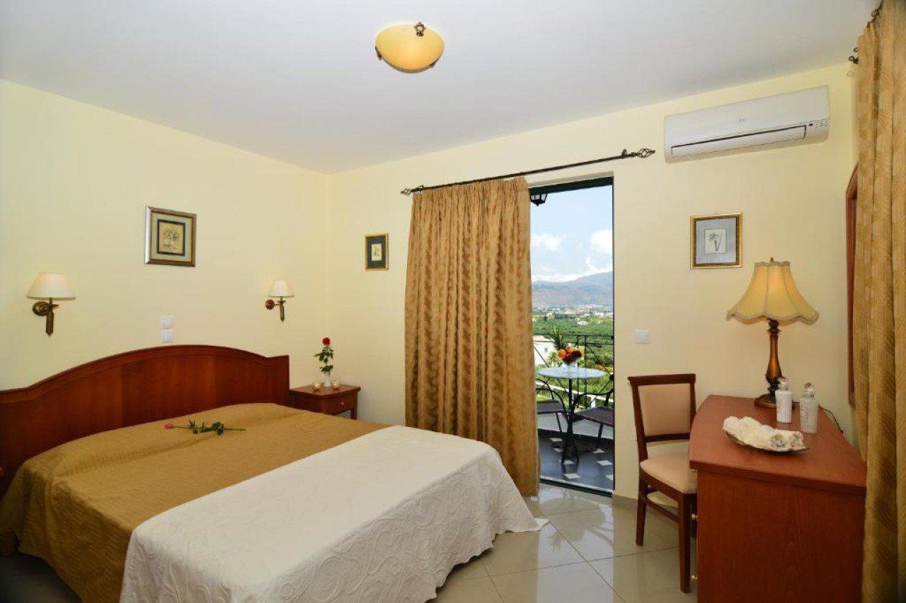 Antilia Apartment Tavronitis (Crete)