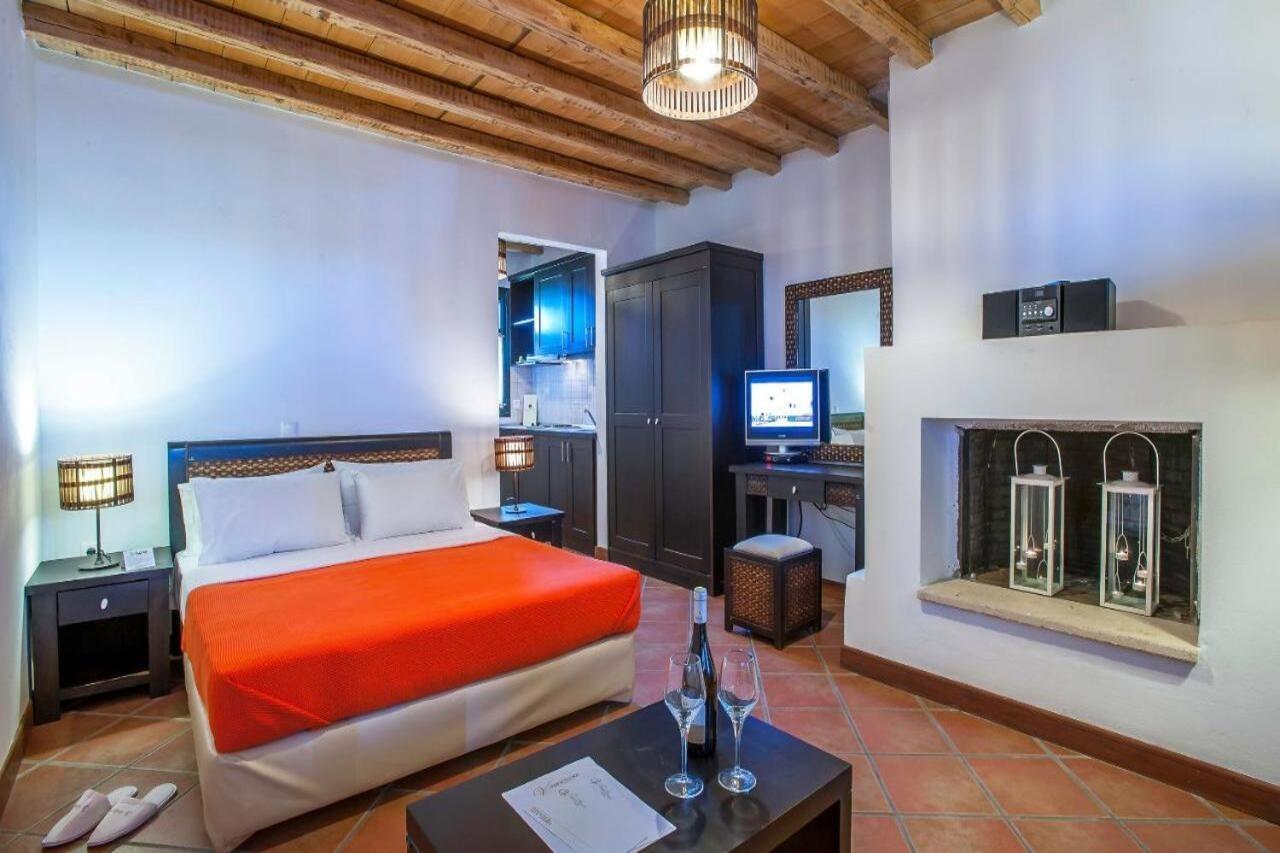 The Residences 4*