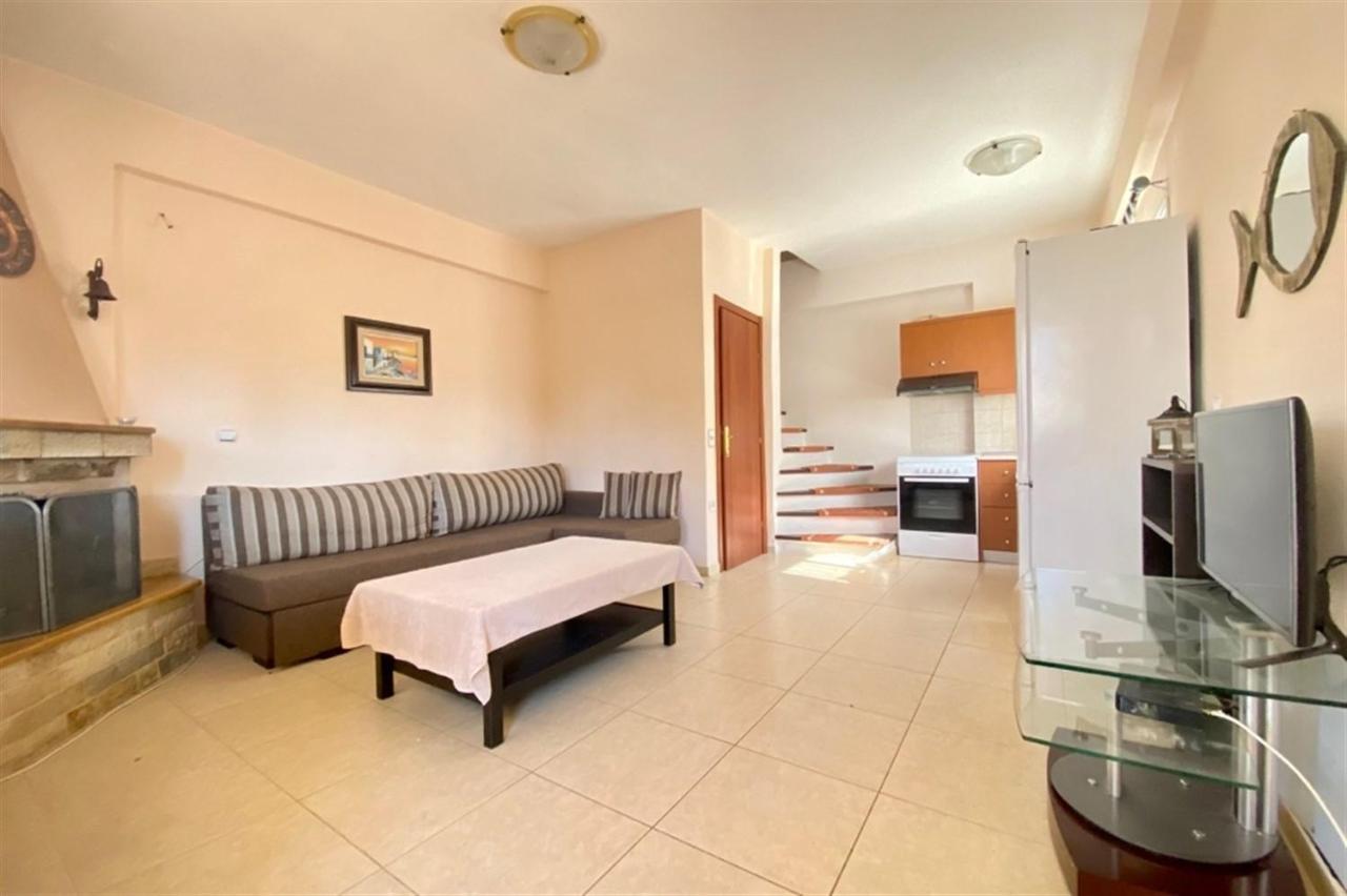 Pine 2 Bedrooms 50 Meters To The Kalyves Polygyrou