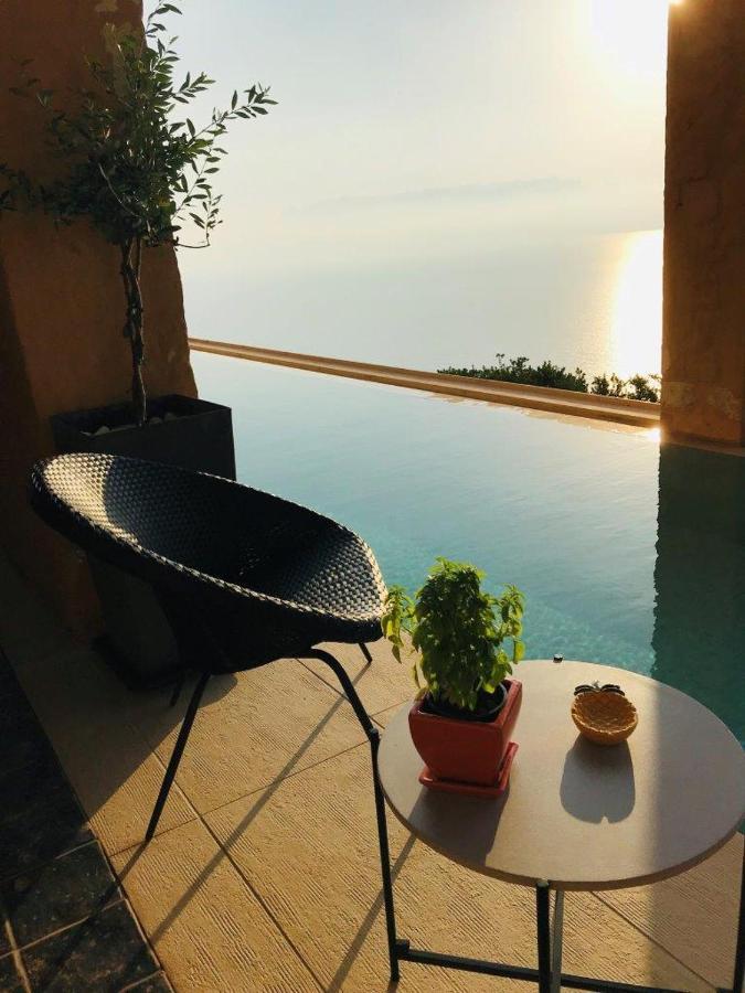 Villa Ravdoucha Epavlis - Luxury Private *